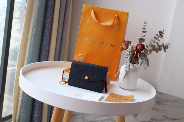 Replica Louis Vuitton Key Pouch – Luxury Dupe M60633