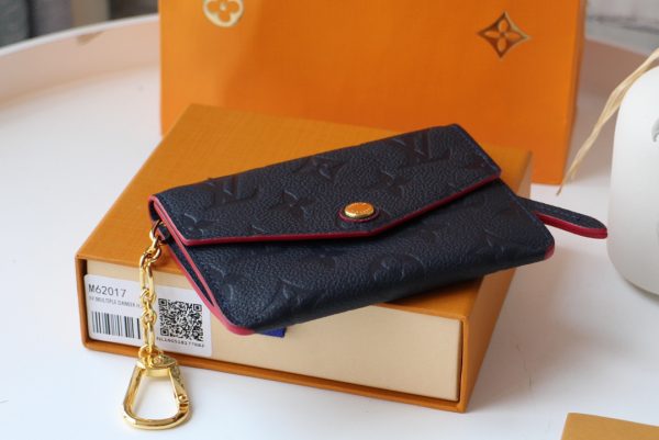 Replica Louis Vuitton Key Pouch – Luxury Dupe M60633 - Image 6