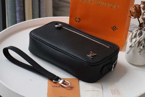 Louis Vuitton Pochette Kasai M30441 Replica - Chic Luxury Dupe - Image 4