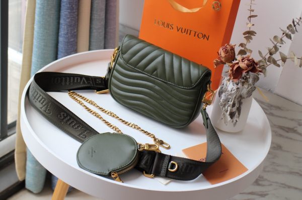 Louis Vuitton New Wave Multi-Pochette Replica M56471 - Image 11