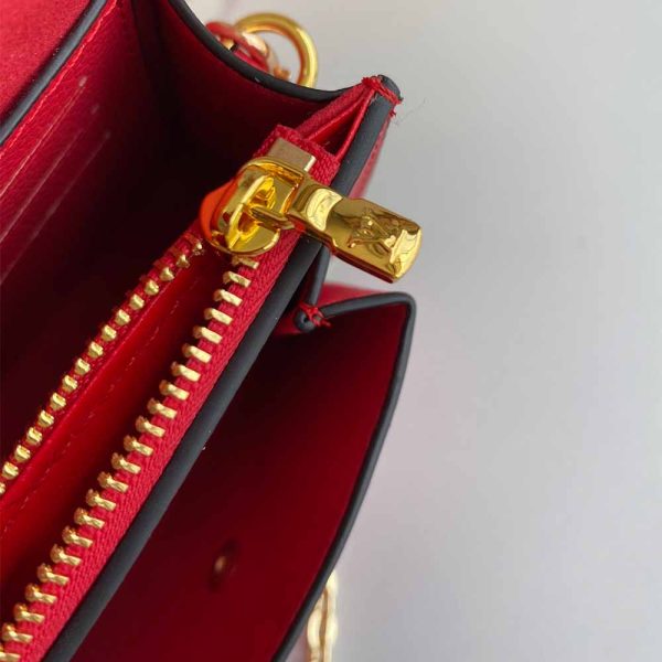 LV Mini Mylockme Chain Pochette Replica M69183 – Stylish & Compact - Image 14