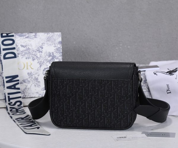 Dior Replica Oblique Mini Saddle Messenger Bag – AAA Quality - Image 9