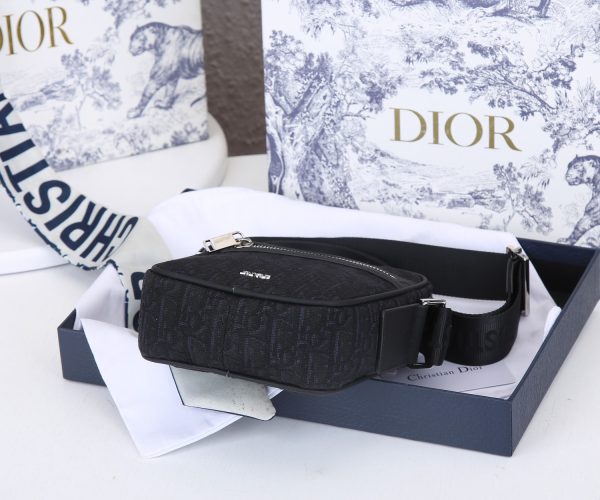 Replica Dior Messenger Pouch in Black & Beige - Image 8
