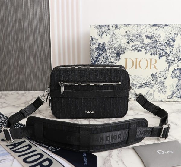 Replica Dior Safari Messenger Bag Black/Beige – Stylish & Durable
