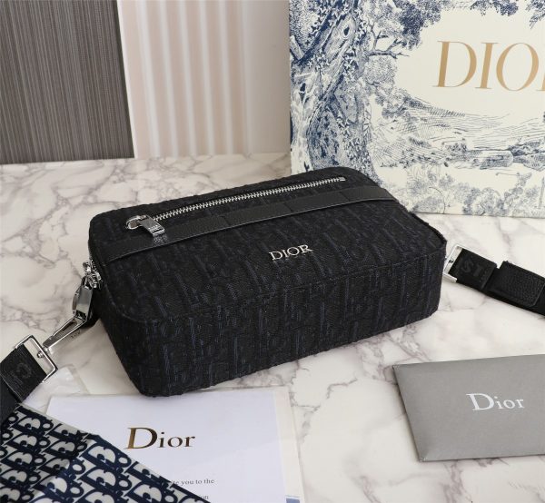 Replica Dior Safari Messenger Bag Black/Beige – Stylish & Durable - Image 4