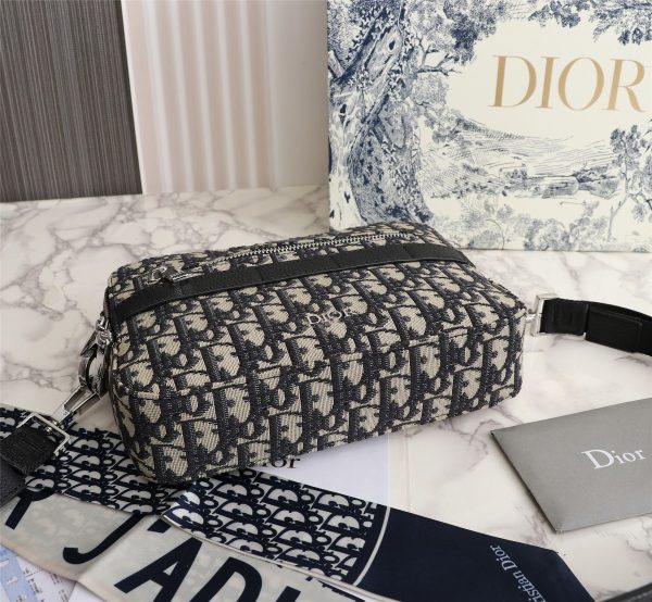 Replica Dior Safari Messenger Bag Black/Beige – Stylish & Durable - Image 9
