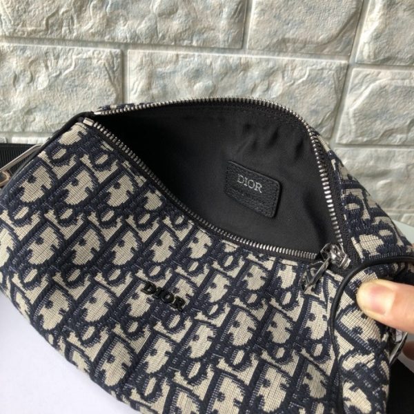 Dior-Inspired Roller Messenger Bag – Stylish Replica Design - Image 4
