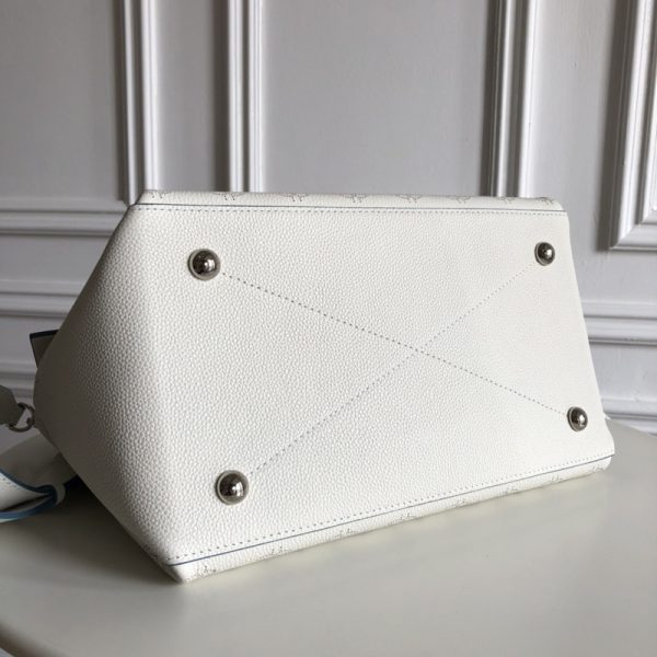 LV Beaubourg Hobo MM M56201 Replica - White - Image 5