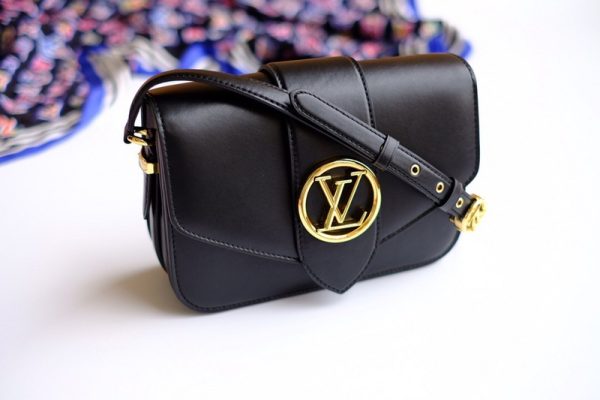 Replica LV Pont 9 M55948 Black Leather Crossbody Bag - Image 4