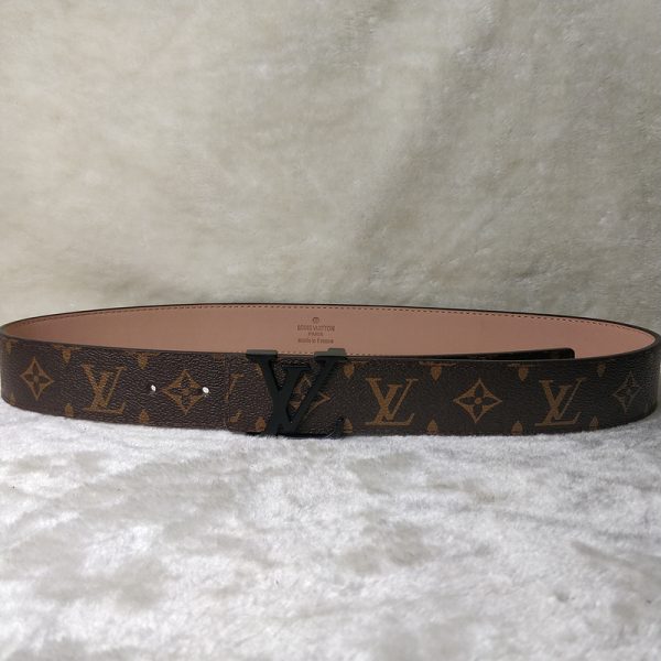 Replica Louis Vuitton L77-70 Black Belt 38mm Elegant Style - Image 3