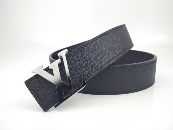 LV Replica Belt 38mm White – Stylish & Durable Design - Image 2