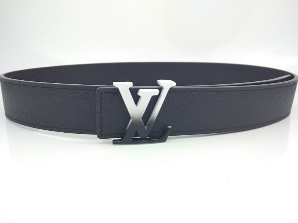 LV Replica Belt 38mm White – Stylish & Durable Design - Image 4