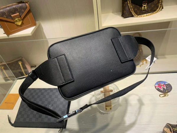 Louis Vuitton Replica M33438 Outdoor Bumbag - Stylish & Functional - Image 2