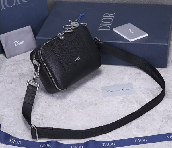Replica Dior AAA Men's Pouch - Premium Design - Image 7