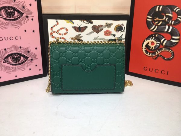 Replica Gucci Padlock Signature Shoulder Bag - Compact & Stylish - Image 13