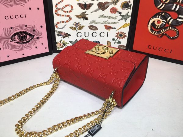 Replica Gucci Padlock Signature Shoulder Bag - Compact & Stylish - Image 5
