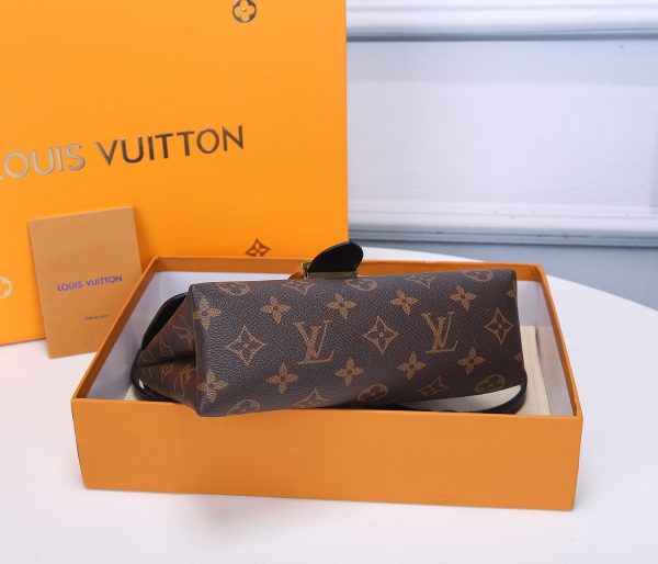 Replica LV Locky BB Handbag – Stylish & Affordable Luxury - Image 4