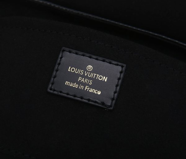 Replica LV Locky BB Handbag – Stylish & Affordable Luxury - Image 9
