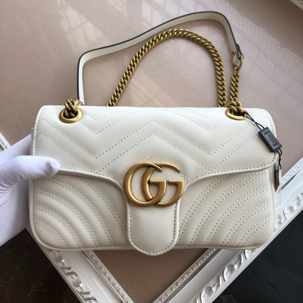 Replica Gucci Marmont Small Matelasse Shoulder Bag 22cm-26cm - Image 24