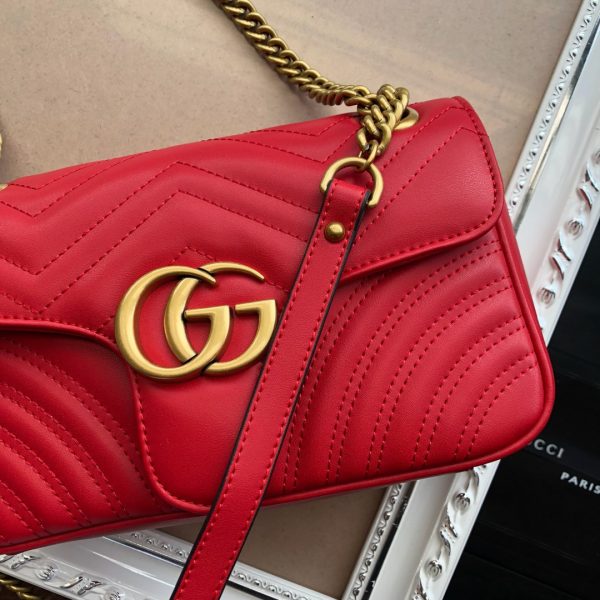 Replica Gucci Marmont Small Matelasse Shoulder Bag 22cm-26cm - Image 28