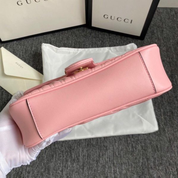 Replica Gucci Marmont Small Matelasse Shoulder Bag 22cm-26cm - Image 23