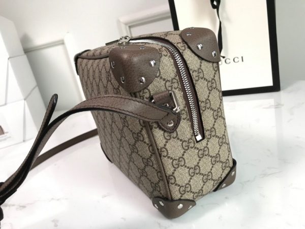 Replica Gucci Leather-Trimmed Shoulder Bag - Stylish & Elegant - Image 6