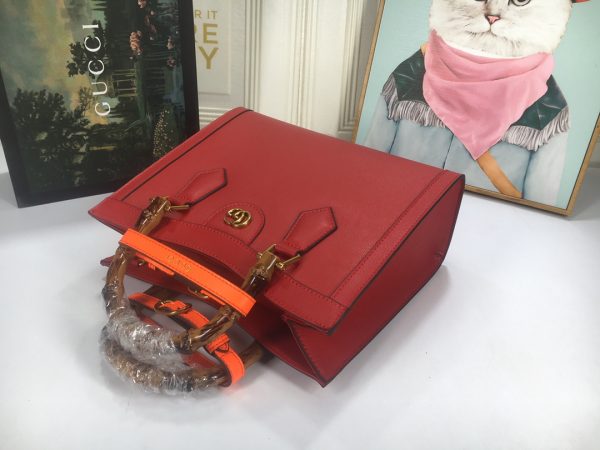Replica Gucci Diana Small Tote Bag in 7 Vibrant Colors - Image 19