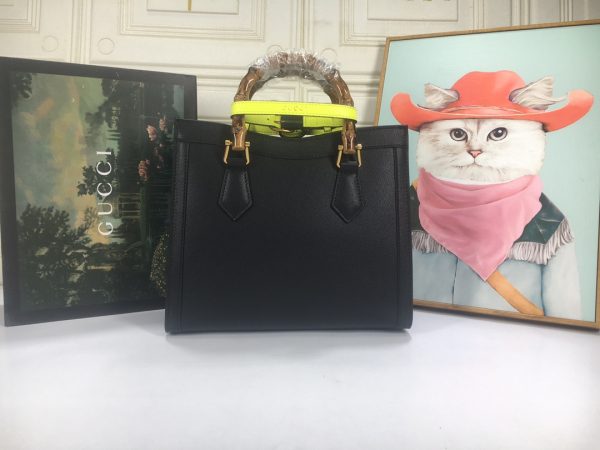Replica Gucci Diana Small Tote Bag in 7 Vibrant Colors - Image 2