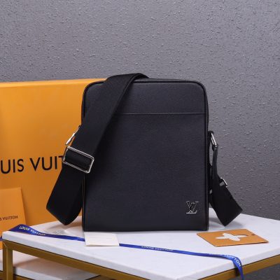 Replica Louis Vuitton Alex Messenger BB M30265