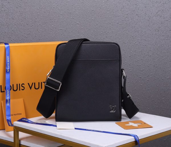 Replica Louis Vuitton Alex Messenger BB M30265