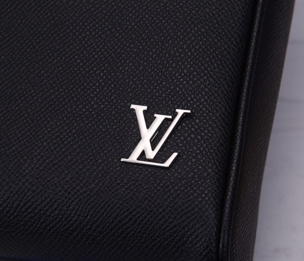 Replica Louis Vuitton Alex Messenger BB M30265 - Image 5
