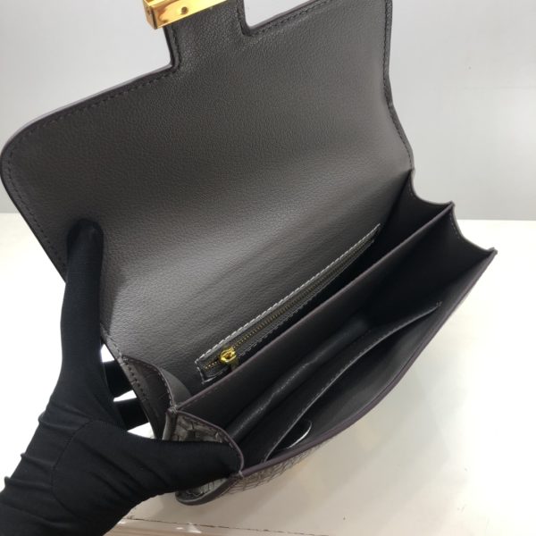Replica Hermes Croc-Pattern Constance Crossbody Bag - Image 17