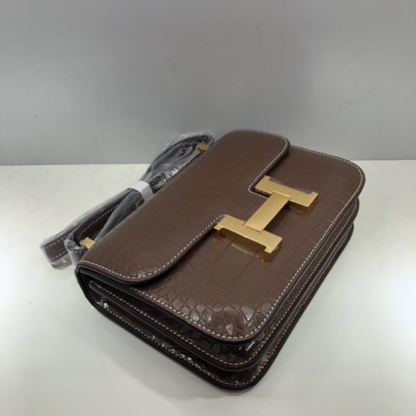 Replica Hermes Croc-Pattern Constance Crossbody Bag - Image 23