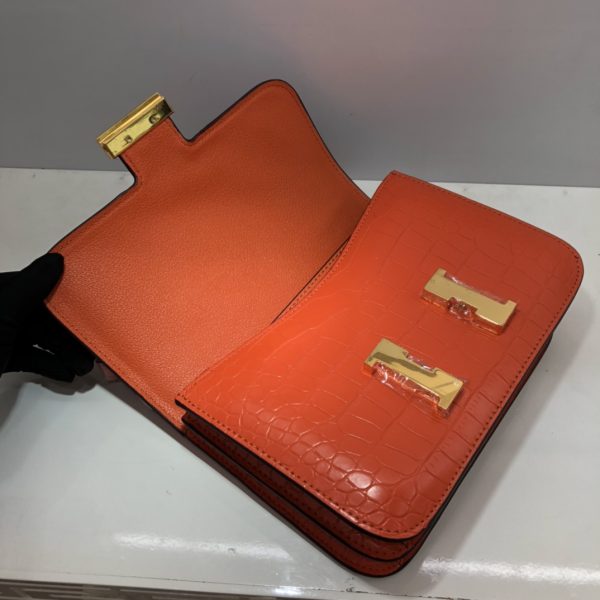 Replica Hermes Croc-Pattern Constance Crossbody Bag - Image 28