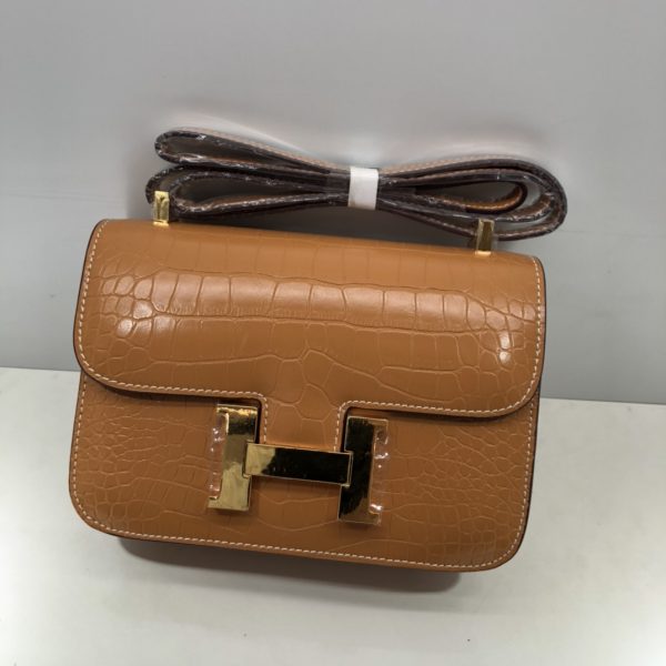 Replica Hermes Croc-Pattern Constance Crossbody Bag - Image 30