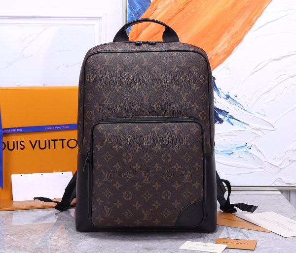 Louis Vuitton AAA Dean Backpack Replica M45335
