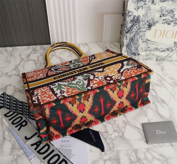 Replica Dior Medium/Large Book Tote - 36/42cm Style - Image 6