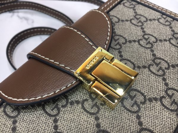 Replica Gucci Mini Bag with Secure Clasp Closure - Image 5