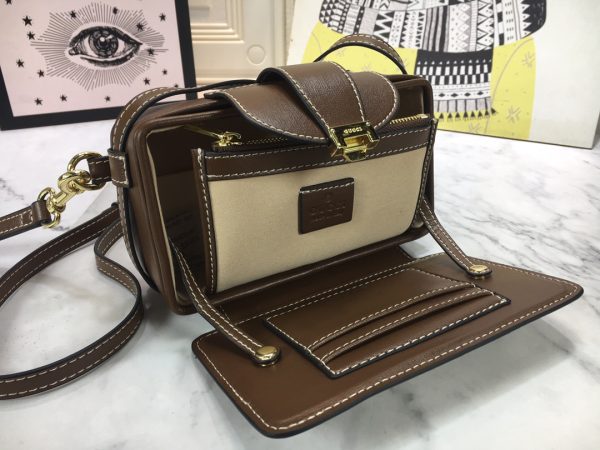 Replica Gucci Mini Bag with Secure Clasp Closure - Image 7