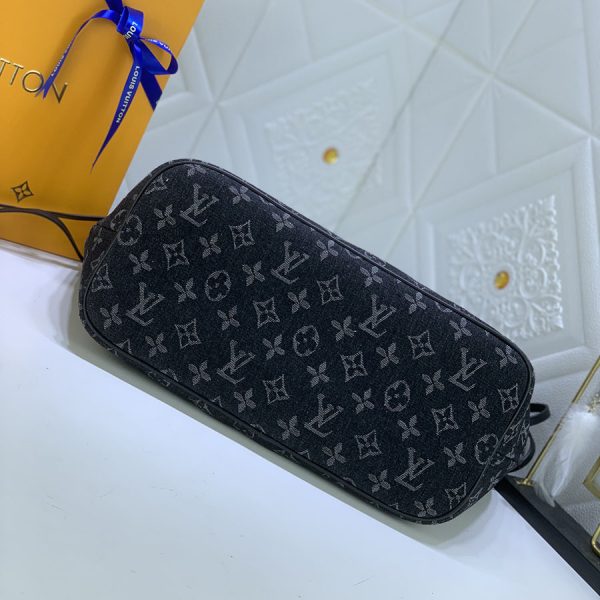 LV Replica Denim Neverfull MM Bag - Stylish & Durable - Image 9