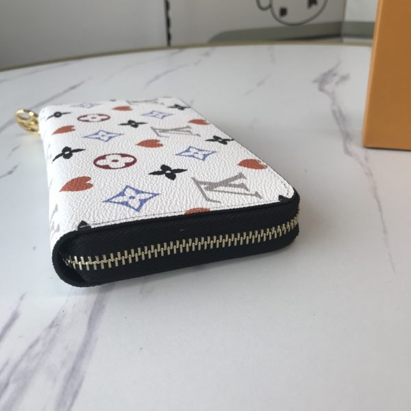 Louis Vuitton Replica Game On Zippy Wallet Black/White M80323 - Image 14