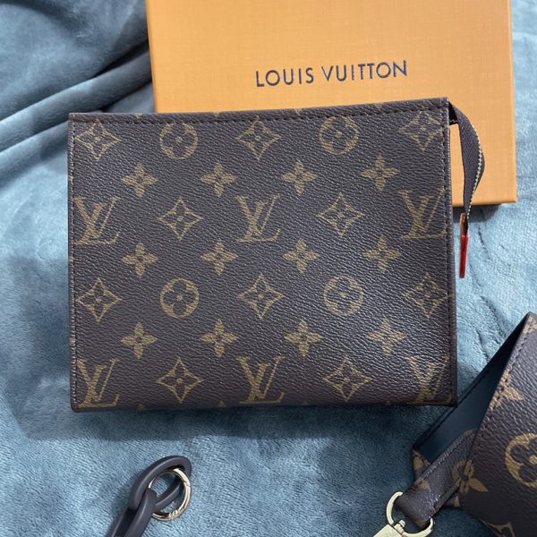 Louis Vuitton Monogram Pouch K01 – Timeless Replica Style - Image 2