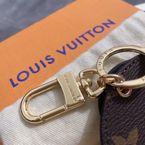 Replica LV Classic Bag Charm & Key Holder K03 - Stylish Accessory - Image 3