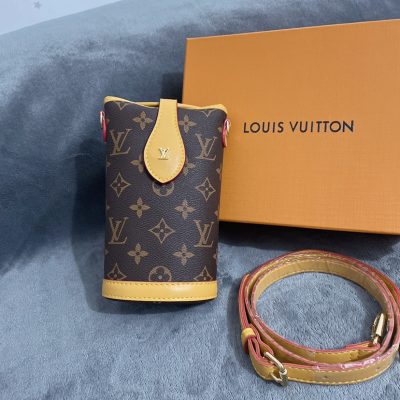 LV Monogram Shoulder Bag K06 Replica – Classic Style