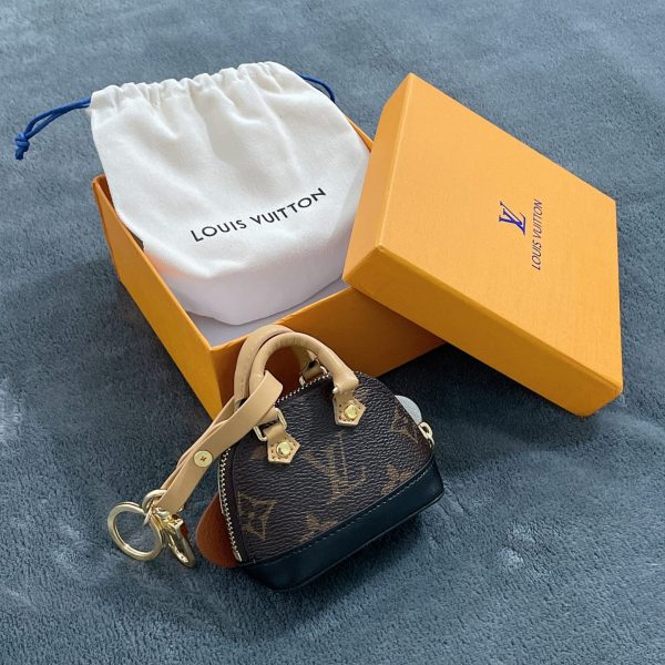 Louis Vuitton Replica Dog Charm Wallet with Chain L05 - Image 2