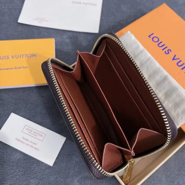 Authentic-Look Louis Vuitton Monogram Coin Wallet L13 - Image 4