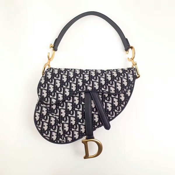 Replica Dior Large Oblique Saddle Bag – Timeless Style