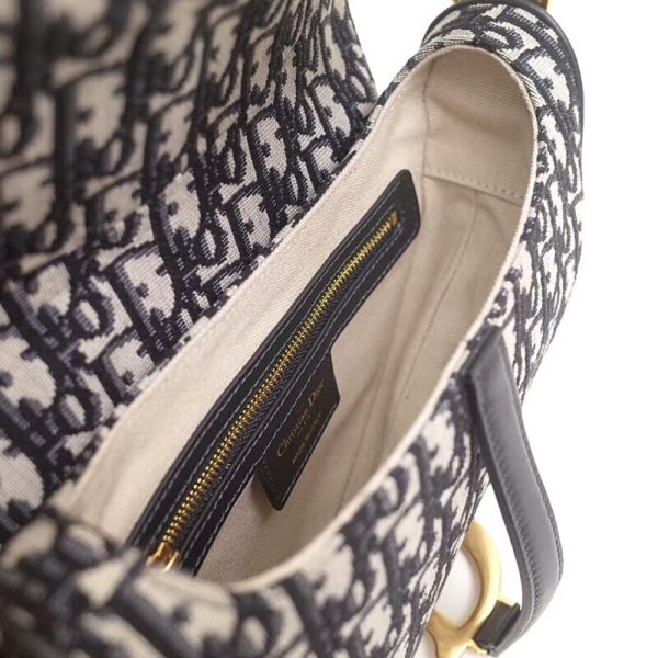 Replica Dior Large Oblique Saddle Bag – Timeless Style - Image 4