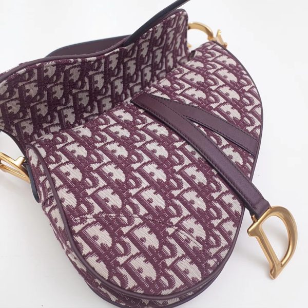 Replica Dior Large Oblique Saddle Bag – Timeless Style - Image 7