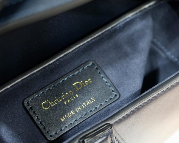 Replica Dior Mini Saddle Bag M0447 – Stylish & Compact Design - Image 5